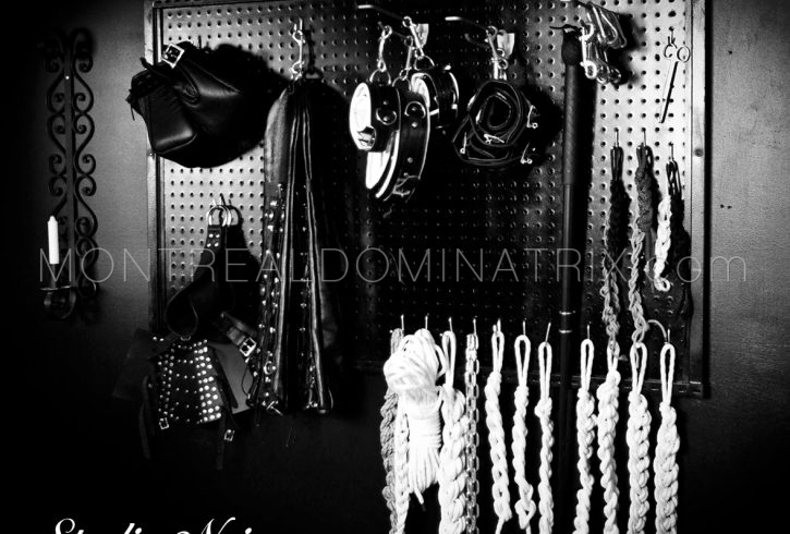 montreal-fully-equipped-dungeon-bondage